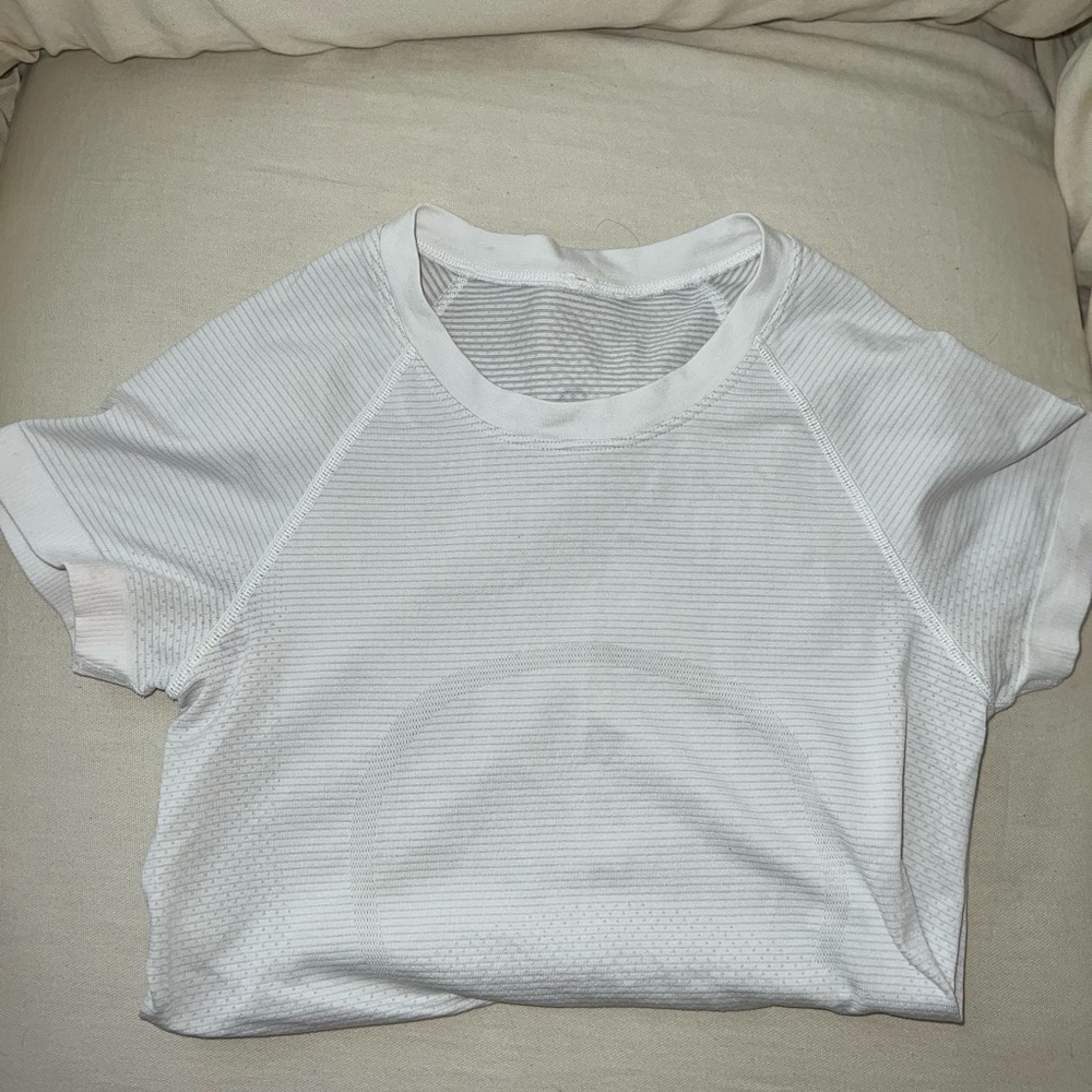 White Lululemon Swiftly Tech